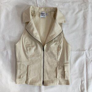 Princess Polly Zippered Cream Vest Top - sz 4